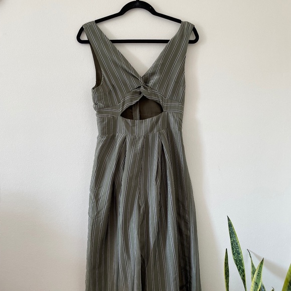 4SI3NNA Pants - 4SI3NNA Striped Green Jumpsuit with a Center Cutout